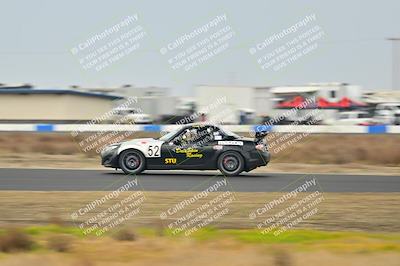 media/Jan-26-2025-CalClub SCCA (Sun) [[cfcea7df88]]/Group 1/Race/